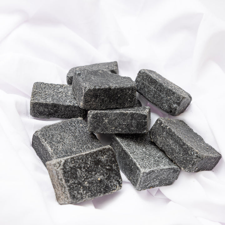 Black Musk Cubes Solid Perfume Jamid 